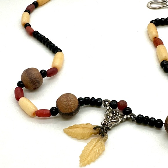 Vintage Tribal Bead Necklace - Picture 6 of 12